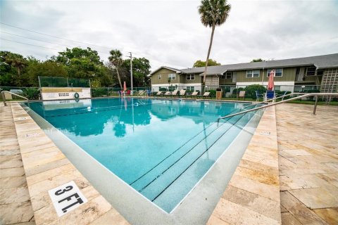 Condo in Holly Hill, Florida, 2 bedrooms № 2199134 - photo 25