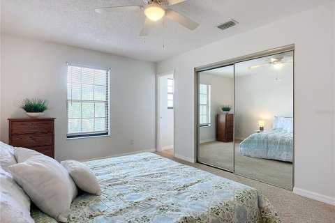 Condo in Holly Hill, Florida, 2 bedrooms № 2199134 - photo 13