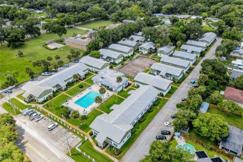 Condo in Holly Hill, Florida, 2 bedrooms № 2199134 - photo 24