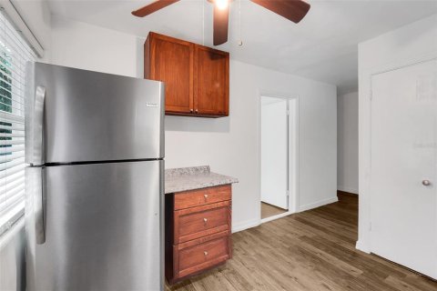 Commercial property in Mount Dora, Florida 9 bedrooms, 378.3 sq.m. № 2391513 - photo 13