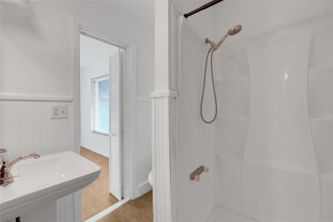 Commercial property in Mount Dora, Florida 9 bedrooms, 378.3 sq.m. № 2391513 - photo 28