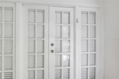 Commercial property in Mount Dora, Florida 9 bedrooms, 378.3 sq.m. № 2391513 - photo 25