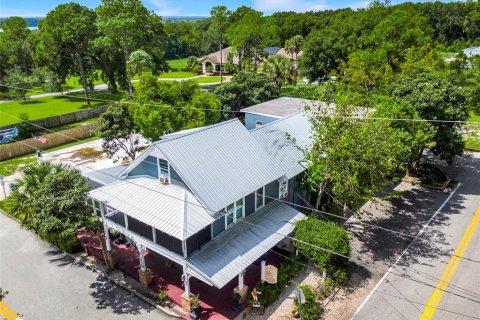 Commercial property in Mount Dora, Florida 9 bedrooms, 378.3 sq.m. № 2391513 - photo 2