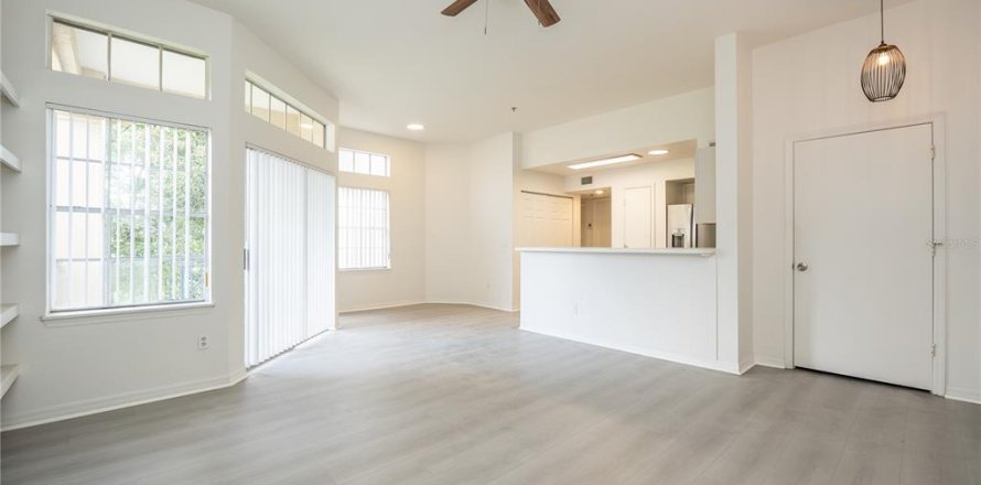 Apartamento en Orlando, Florida 2 dormitorios, 104.7 m2 № 1836972