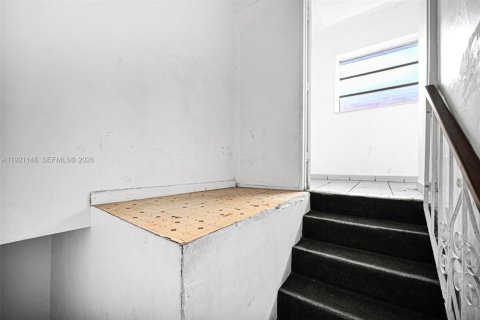 Casa en venta en Hialeah, Florida, 3 dormitorios, 174.75 m2 № 1999014 - foto 26