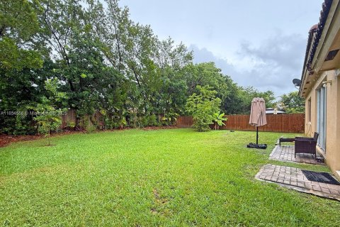 House in Homestead, Florida 4 bedrooms, 178.47 sq.m. № 1878589 - photo 19