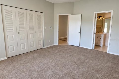 Villa ou maison à vendre à Palm Harbor, Floride: 2 chambres, 107.21 m2 № 2284823 - photo 8