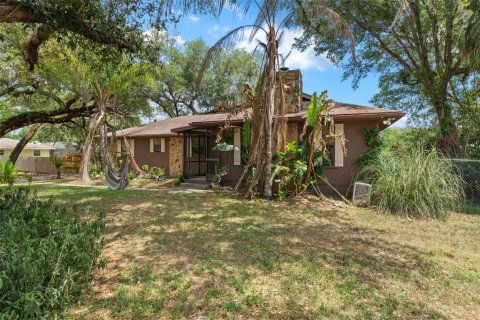 House in Inverness, Florida 3 bedrooms, 167.41 sq.m. № 1649507 - photo 20
