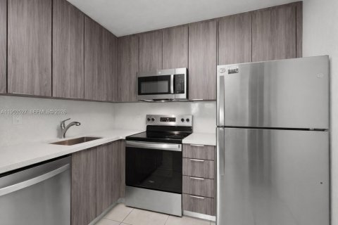 Copropriété à louer à Coral Springs, Floride: 2 chambres, 74.32 m2 № 2010087 - photo 2