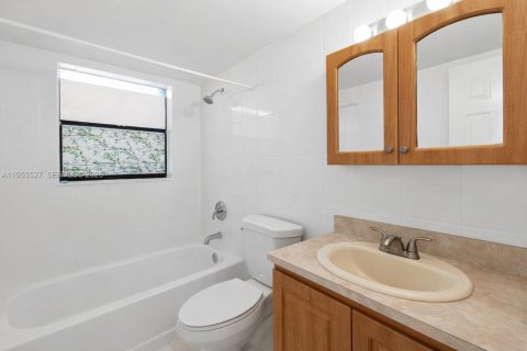 Copropriété à louer à Coral Springs, Floride: 2 chambres, 74.32 m2 № 2010087 - photo 8