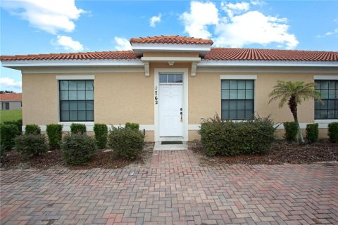 Touwnhouse à Poinciana, Floride 2 chambres, 98.1 m2 № 2349234