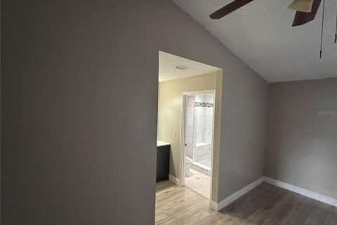 House in Orlando, Florida 3 bedrooms, 160.91 sq.m. № 1542265 - photo 14