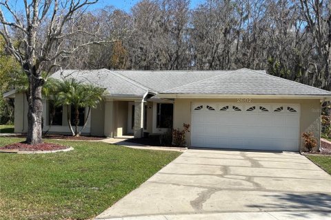 House in Orlando, Florida 3 bedrooms, 160.91 sq.m. № 1542265 - photo 1