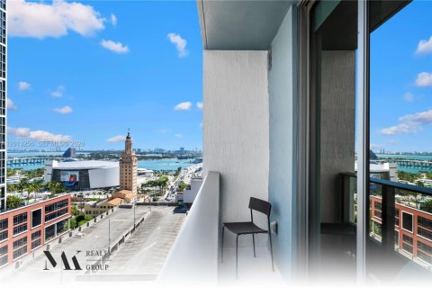 Studio in the Condo in Miami, Florida № 2076342