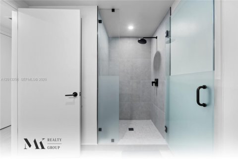 Condominio en alquiler en Miami, Florida, 38.28 m2 № 2076342 - foto 10