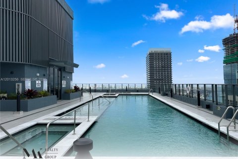 Condominio en alquiler en Miami, Florida, 38.28 m2 № 2076342 - foto 13