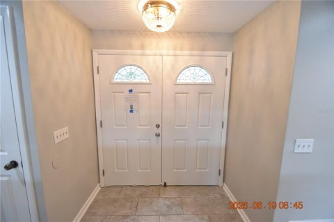 Villa ou maison à louer à Largo, Floride: 3 chambres, 228.63 m2 № 2197108 - photo 3