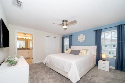 Adosado en venta en Kissimmee, Florida, 4 dormitorios, 177.81 m2 № 1909609 - foto 12