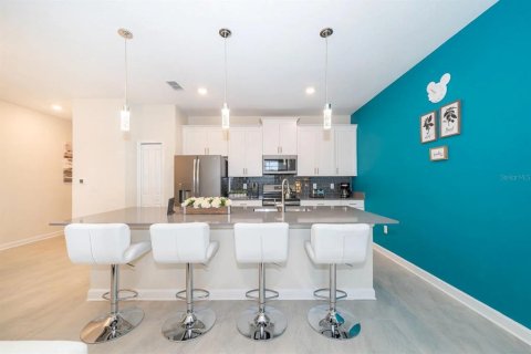 Adosado en venta en Kissimmee, Florida, 4 dormitorios, 177.81 m2 № 1909609 - foto 7