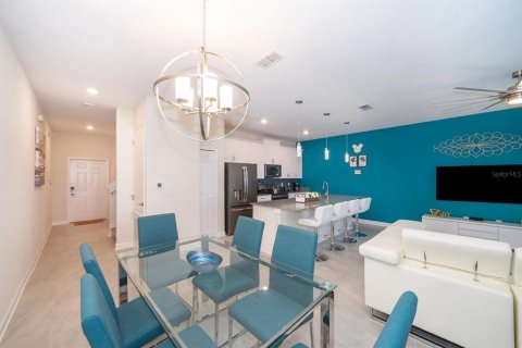 Adosado en venta en Kissimmee, Florida, 4 dormitorios, 177.81 m2 № 1909609 - foto 4