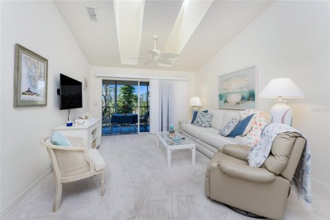 Condo in Englewood, Florida, 2 bedrooms  № 2097712 - photo 4