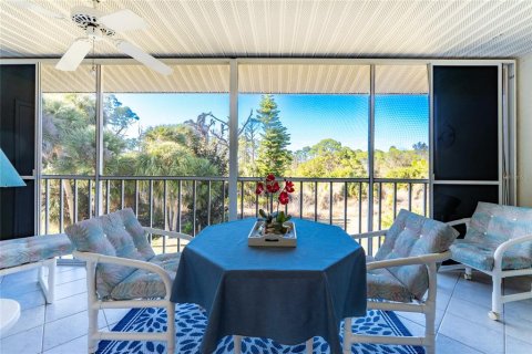 Condo in Englewood, Florida, 2 bedrooms  № 2097712 - photo 22