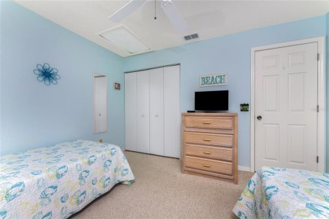 Condo in Englewood, Florida, 2 bedrooms  № 2097712 - photo 18