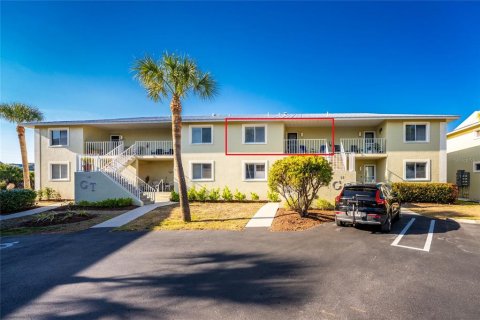 Condo in Englewood, Florida, 2 bedrooms № 2097712