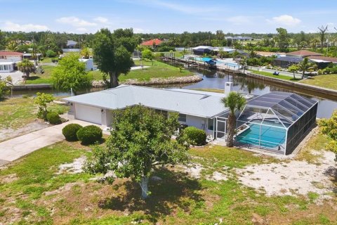 Villa ou maison à vendre à Englewood, Floride: 2 chambres, 151.8 m2 № 2208729 - photo 4