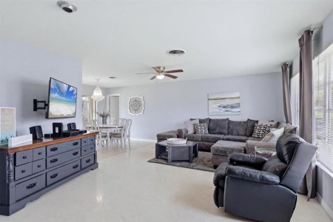 Villa ou maison à vendre à Englewood, Floride: 2 chambres, 151.8 m2 № 2208729 - photo 9