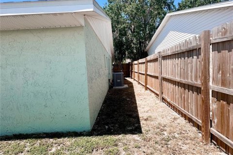 House in Winter Haven, Florida 2 bedrooms, 96.9 sq.m. № 1642915 - photo 15