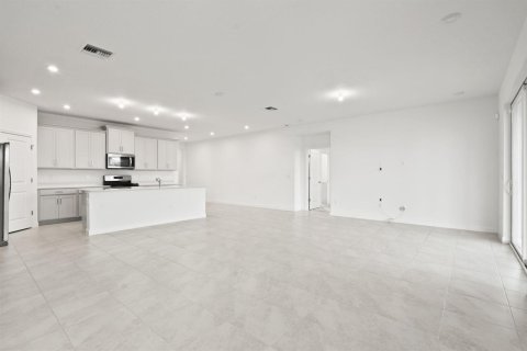 Villa ou maison à vendre à Port St. Lucie, Floride: 4 chambres, 205.22 m2 № 2190754 - photo 11