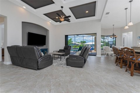 Villa ou maison à vendre à Punta Gorda, Floride: 4 chambres, 238.48 m2 № 2097878 - photo 12