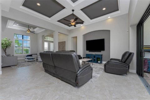 Villa ou maison à vendre à Punta Gorda, Floride: 4 chambres, 238.48 m2 № 2097878 - photo 16