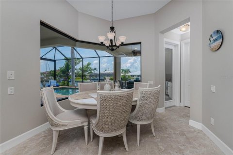 Villa ou maison à vendre à Punta Gorda, Floride: 4 chambres, 238.48 m2 № 2097878 - photo 6
