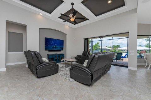 Villa ou maison à vendre à Punta Gorda, Floride: 4 chambres, 238.48 m2 № 2097878 - photo 13