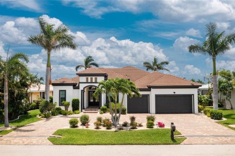 Villa ou maison à Punta Gorda, Floride 4 chambres, 238.48 m2 № 2097878