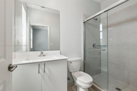 Townhouse in Homestead, Florida 3 bedrooms, 143.53 sq.m. № 1712038 - photo 23