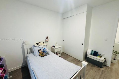 Снять в аренду виллу или дом в Флорида-Сити, Флорида 5 спален, 168.15м2, № 1990569 - фото 21