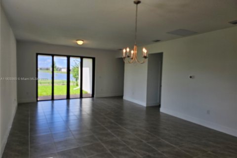 Casa en alquiler en Ave Maria, Florida, 3 dormitorios, 160.35 m2 № 2012258 - foto 5