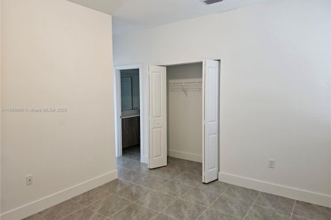 Casa en alquiler en Ave Maria, Florida, 3 dormitorios, 160.35 m2 № 2012258 - foto 11