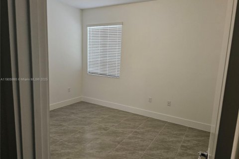 Casa en alquiler en Ave Maria, Florida, 3 dormitorios, 160.35 m2 № 2012258 - foto 14