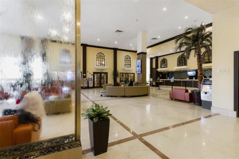 Condo in Sunny Isles Beach, Florida  № 1859698 - photo 21