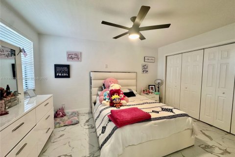 Copropriété à louer à Pembroke Pines, Floride: 2 chambres, 103.31 m2 № 1863377 - photo 6