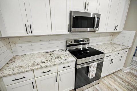 Villa ou maison à vendre à Ormond Beach, Floride: 3 chambres, 207.36 m2 № 1912071 - photo 15