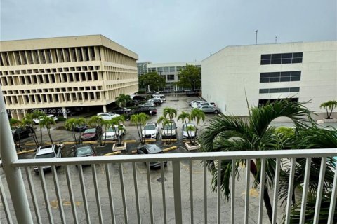 Condo in Coral Gables, Florida № 2026099 - photo 20