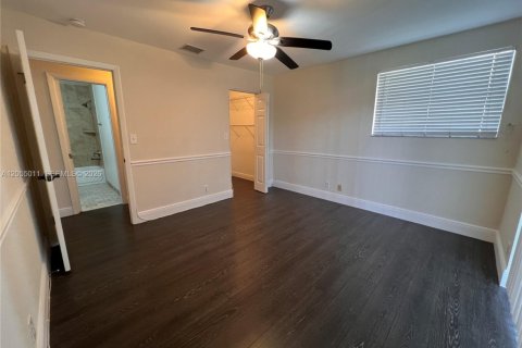Adosado en alquiler en Davie, Florida, 2 dormitorios, 128.21 m2 № 2168380 - foto 7