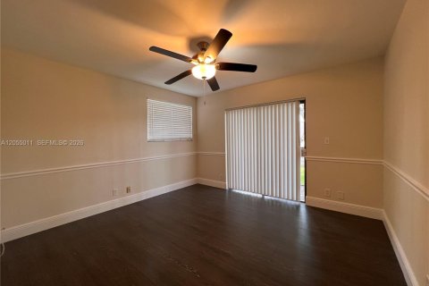 Adosado en alquiler en Davie, Florida, 2 dormitorios, 128.21 m2 № 2168380 - foto 5