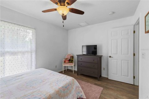 House in North Port, Florida 3 bedrooms, 141.49 sq.m. № 2237065 - photo 29