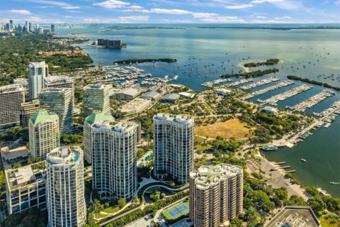 Copropriété à vendre à Miami, Floride: 4 chambres, 312.62 m2 № 1934960 - photo 30